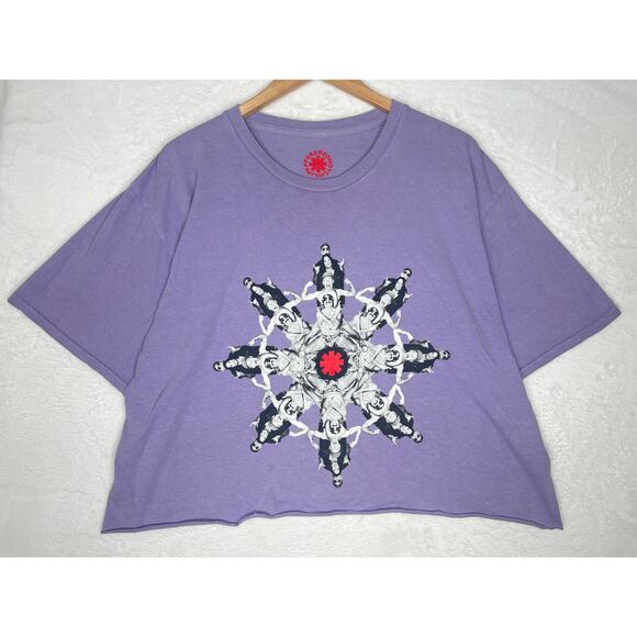 Red Hot Chili Peppers Unlimited Love World Tour 2024 Cropped sz L Band Tee - Picture 1 of 7